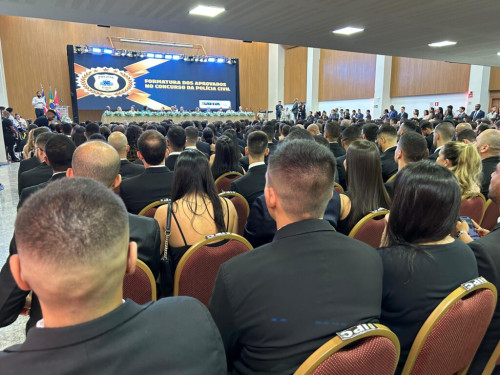 Polícia Civil forma 712 novos delegados, escrivães e investigadores