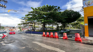 Tráfego de veículos é alterado para início da segunda etapa das obras do Centro