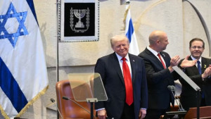 'Fim da era do terror', diz Trump no Parlamento de Israel após libertação de reféns em Gaza